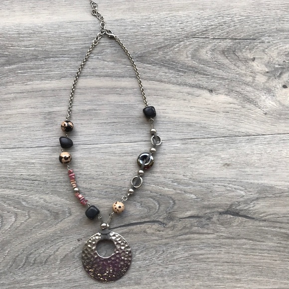 Necklace - Picture 1 of 2